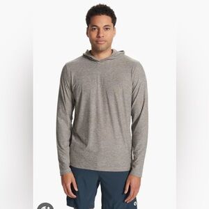 Vuori Men’s “Strato Tech” Hoodie (M) *BESTSELLER*